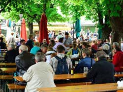 Viktualienmarkt's beer garden